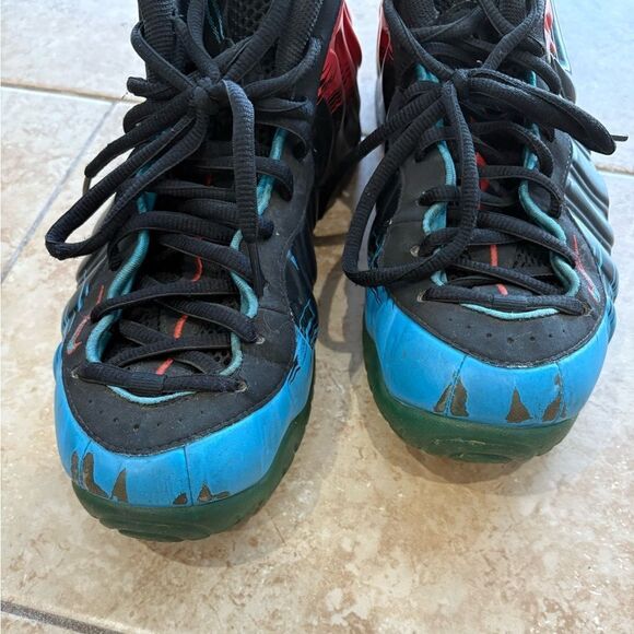 “Spider-Man” Nike Foams Size 10 - Picture 7 of 10